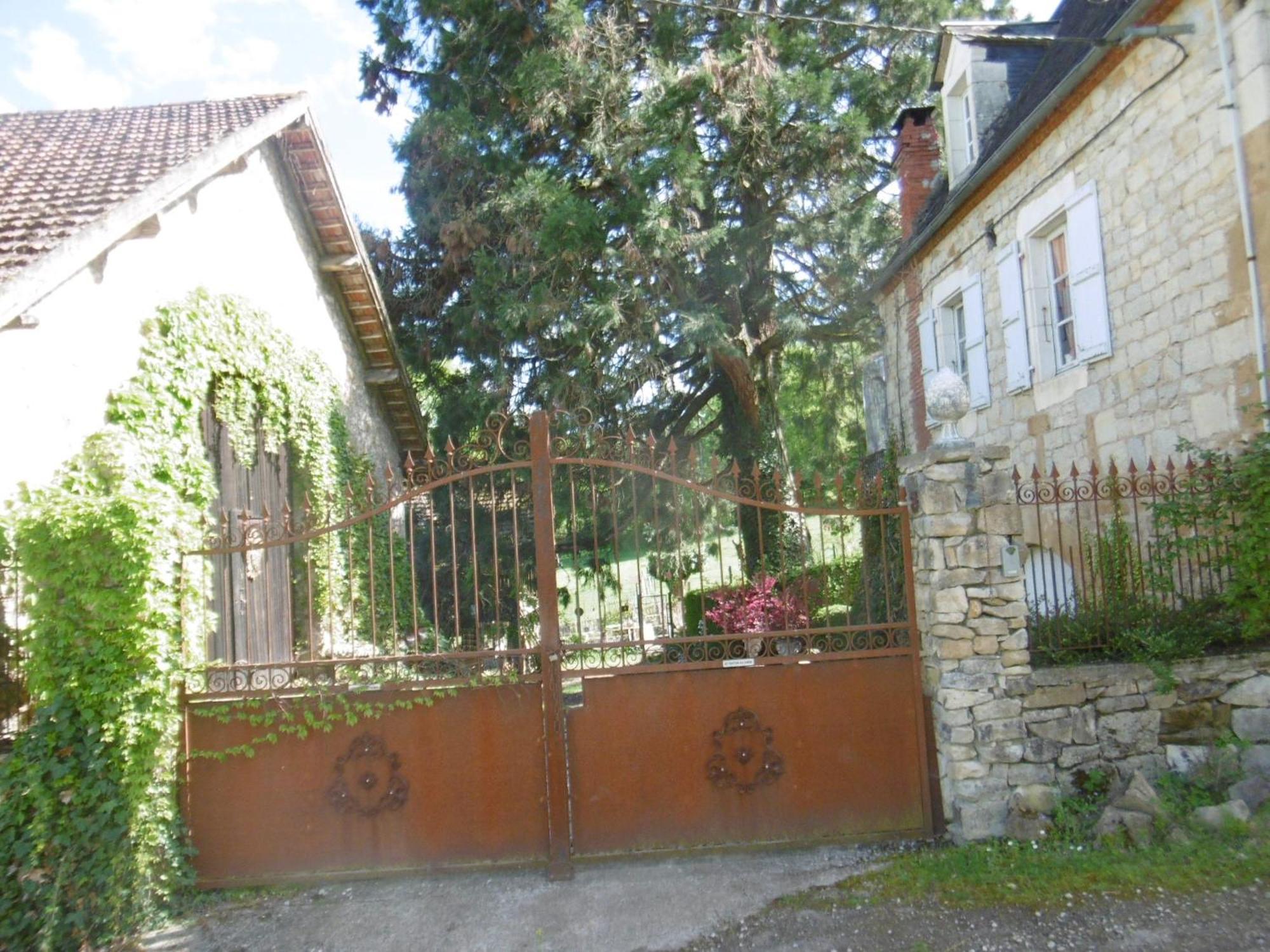 Ferme De La Dorvalliere Cavagnac Exterior photo